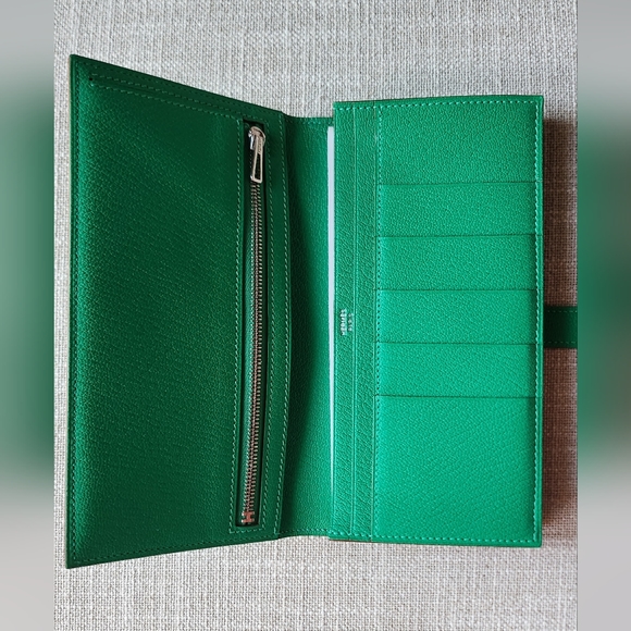 Authentic Hermes Menthe Chevre Bearn Wallet - Picture 3 of 11